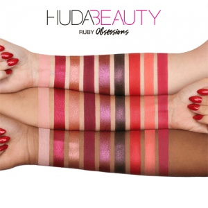 Huda-Beauty-Obsessions-Eyeshadow-Palette-Ruby